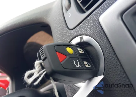 2007 Volvo S40 T5 из США, поврежденный, VIN YV1MH682772252372